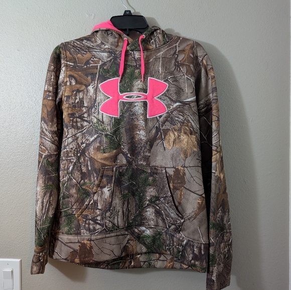 Under Armour Tops - Under Armour Brown Camo Hoodie with Pink Accents